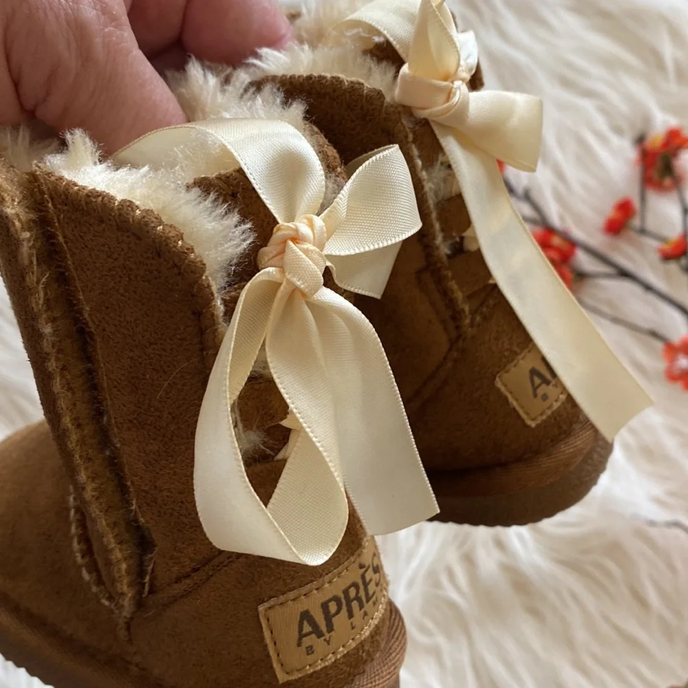 APRES by LAMO toddler boots